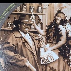 Meet your Posher, Moy suazo